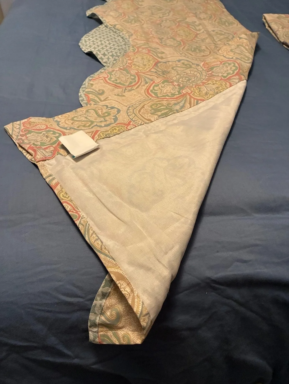 Waverly Scalloped Edge valances set of 2